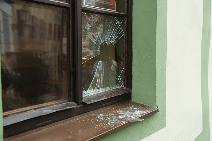A2B Glass are able to board up broken windows while they are being repaired in Stoke Newington.